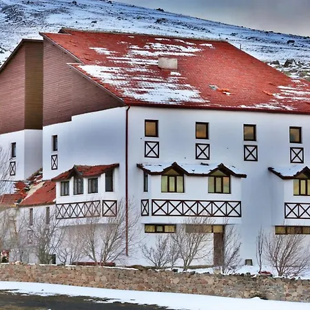 Karbeyaz & Hotell Ihlara