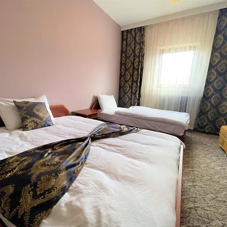Hotell Karbeyaz & *